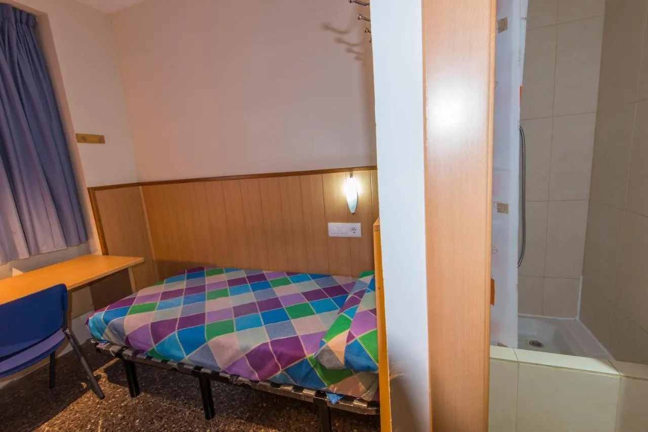 Hostel Residencia Sants Barcelona